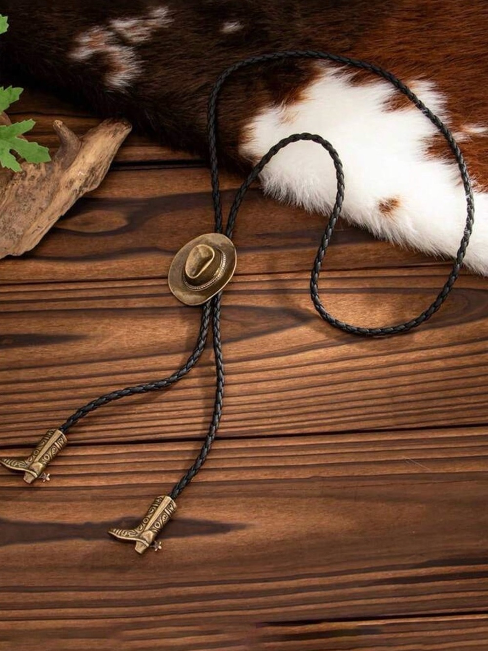 Western cowgirl Tie Necklace - Picture 4 of 6